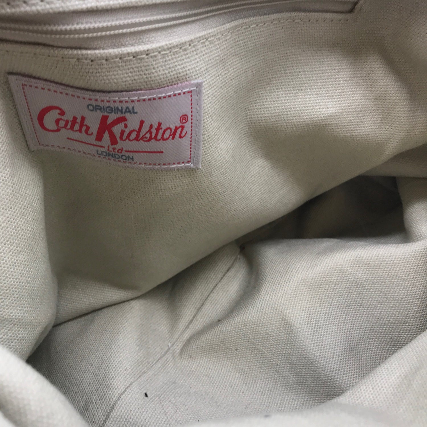  Käsilaukku  Käsilaukku, koko Midi  Cath Kidston 