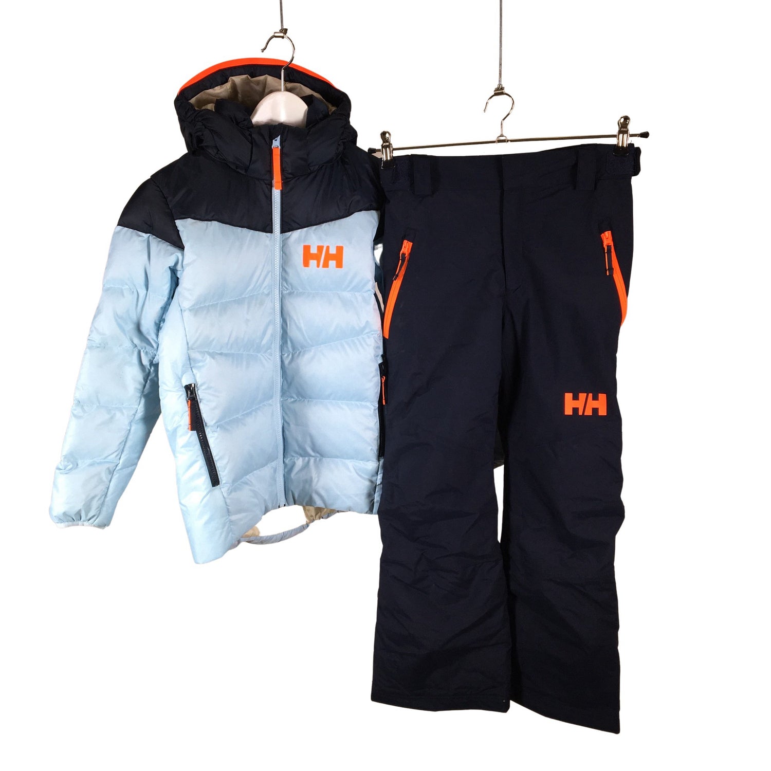  Toppa-asu  Toppa-asu, koko 134 - 140  Helly Hansen 