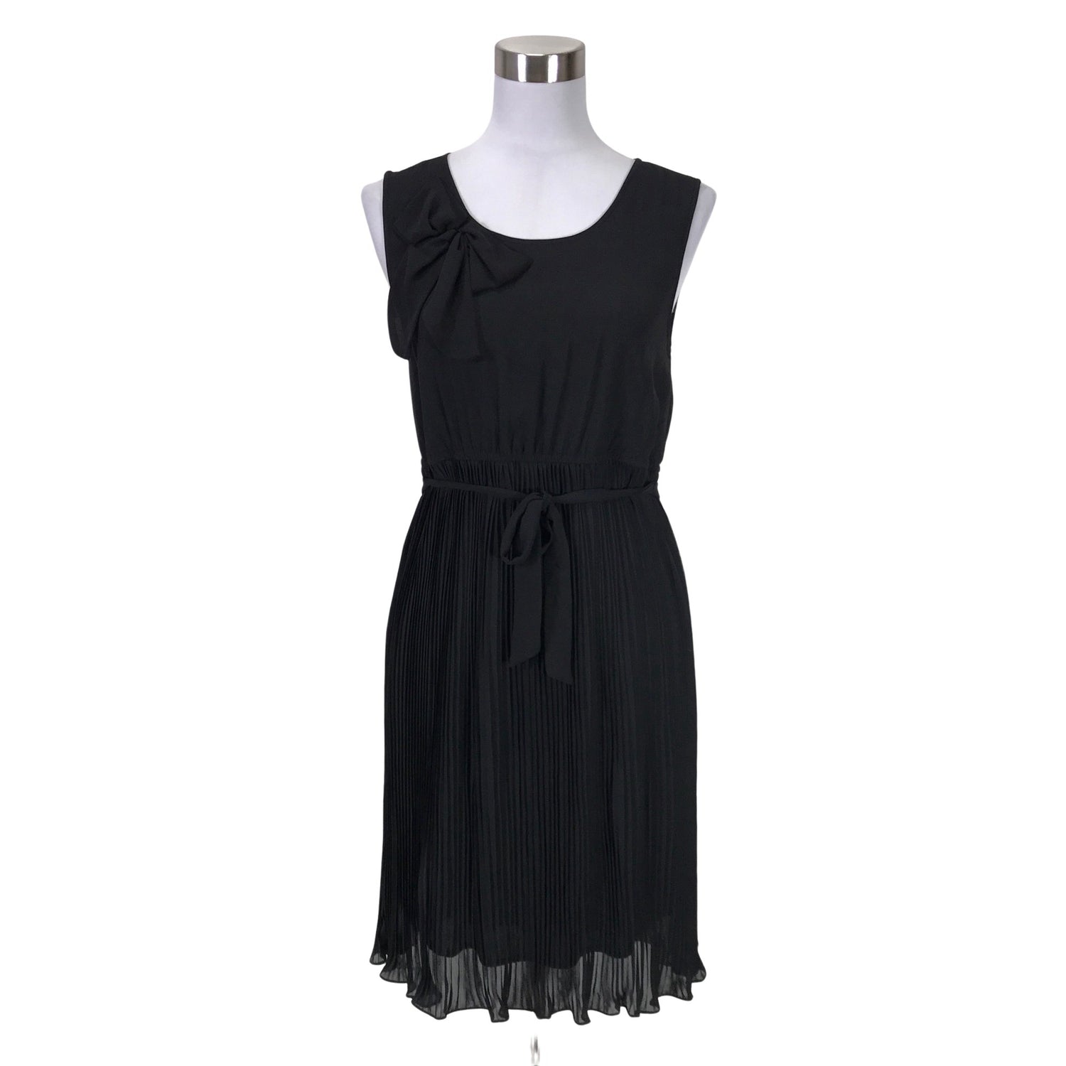  Mekko  Sifonkimekko, koko 38  b.Young 
