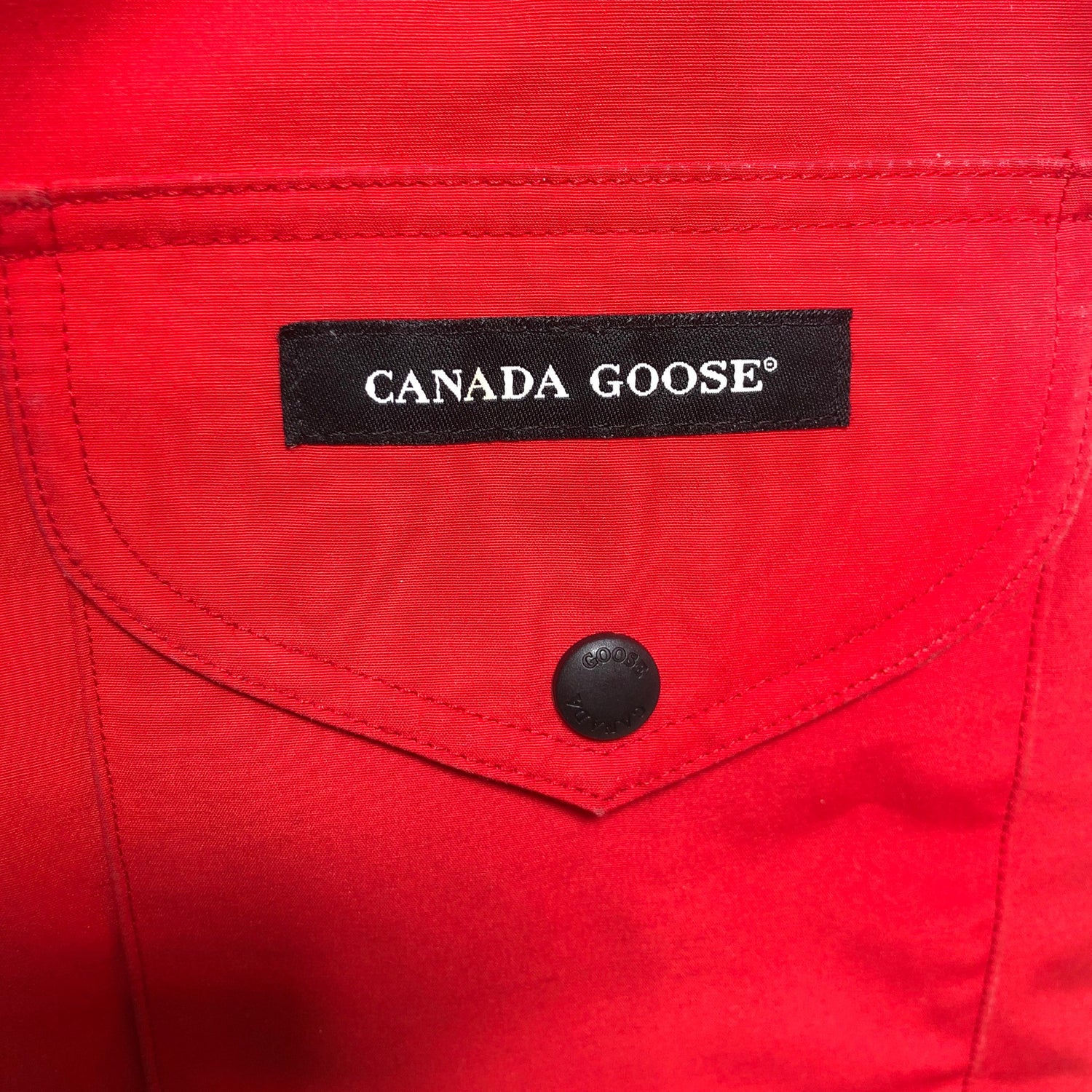  Untuvatakki  Untuvatakki, koko 32  Canada Goose 