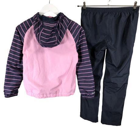 Unisex Umbro - Välikausiasu, koko 134 - 140 -  (2)