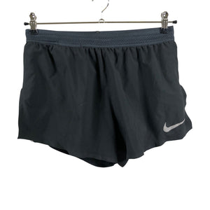 Unisex Nike - Urheilushortsit, koko 38 -  (1)
