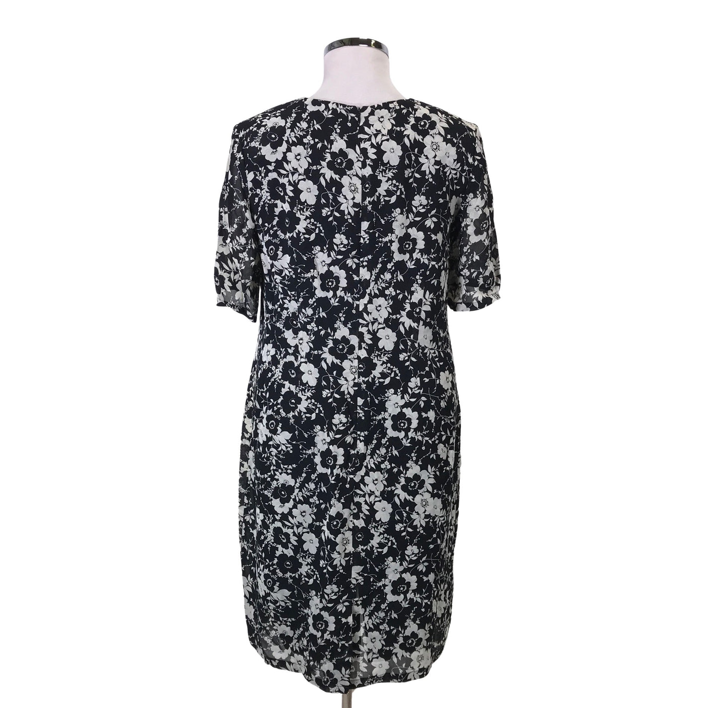 Unisex Adatto - Sifonkimekko, koko 42 -  (2)