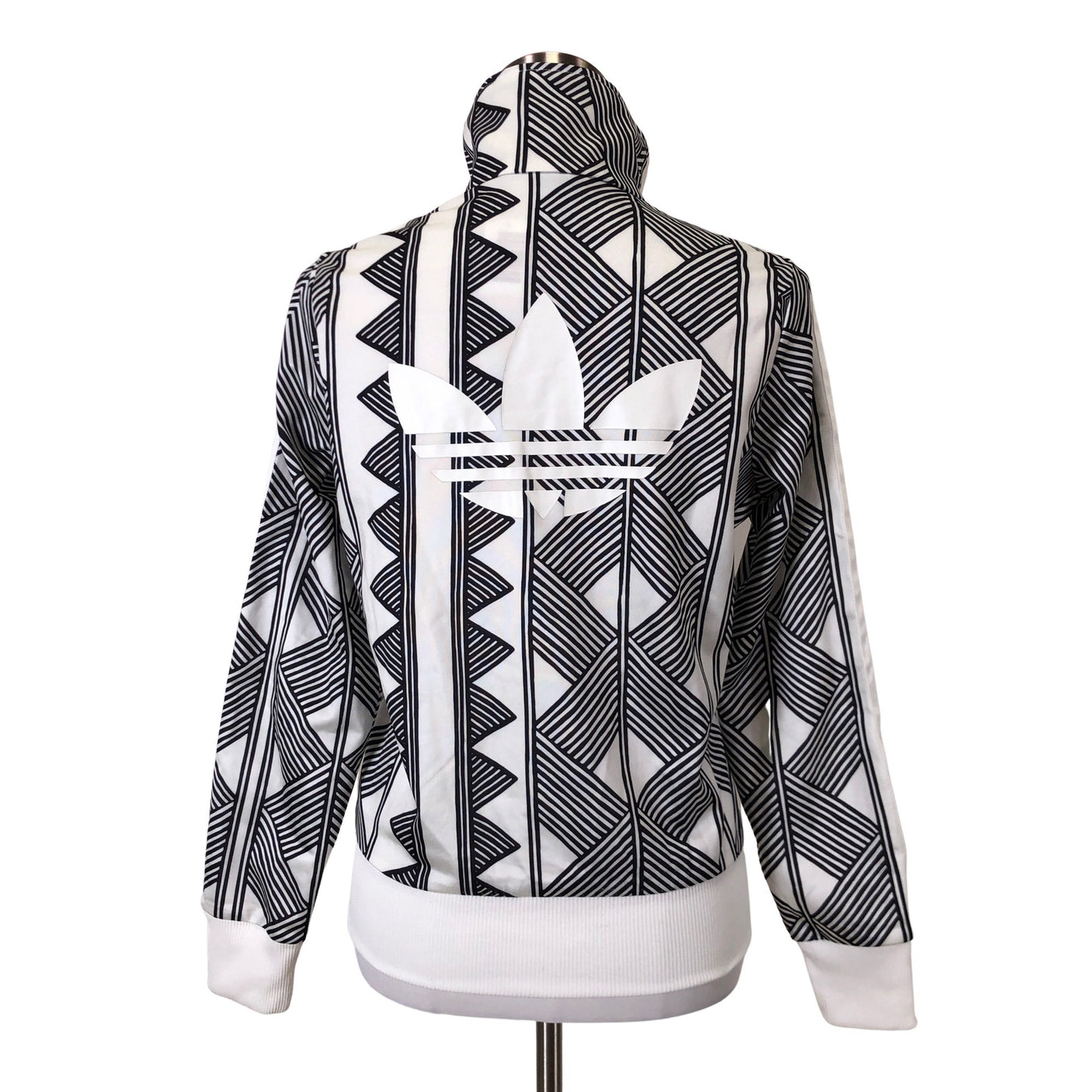 Unisex Adidas - Verryttelytakki, koko 38 -  (2)