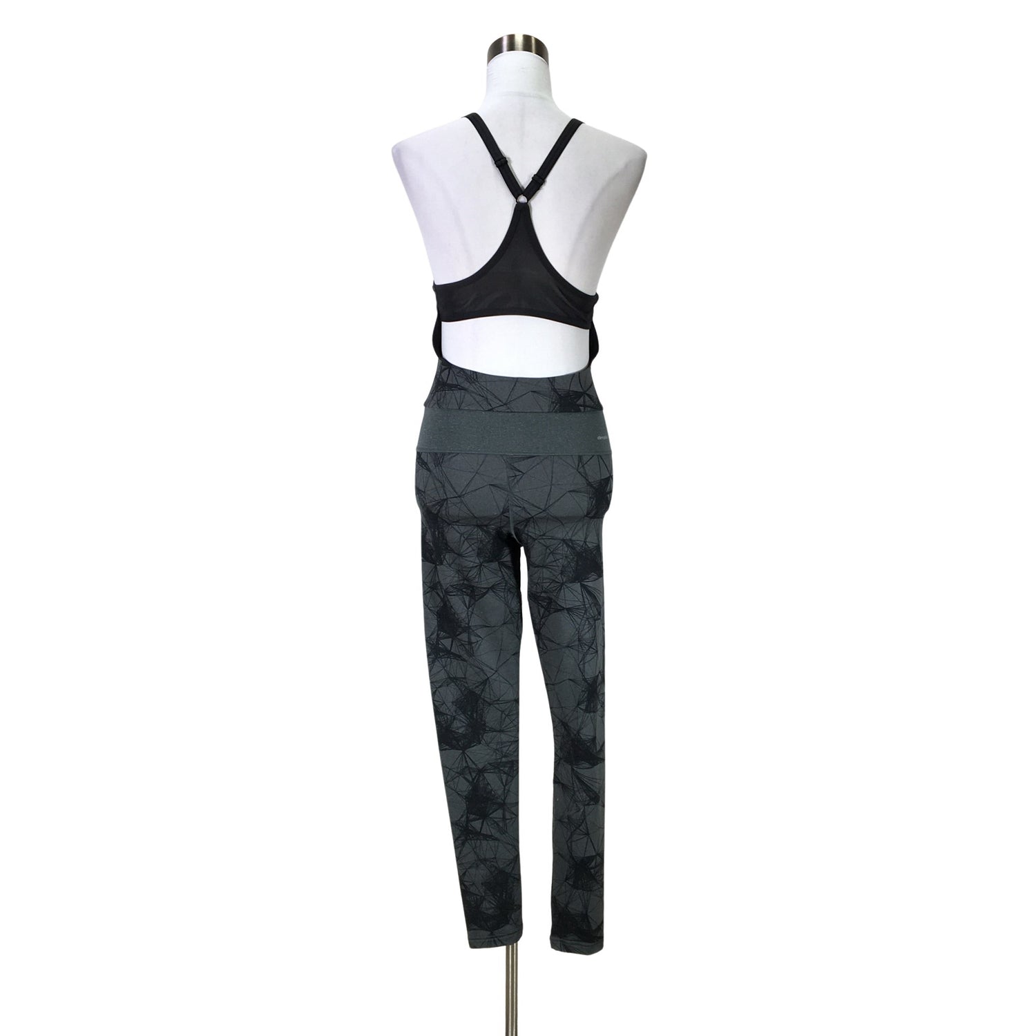  Haalarit  Haalarit, koko 34  Adidas 