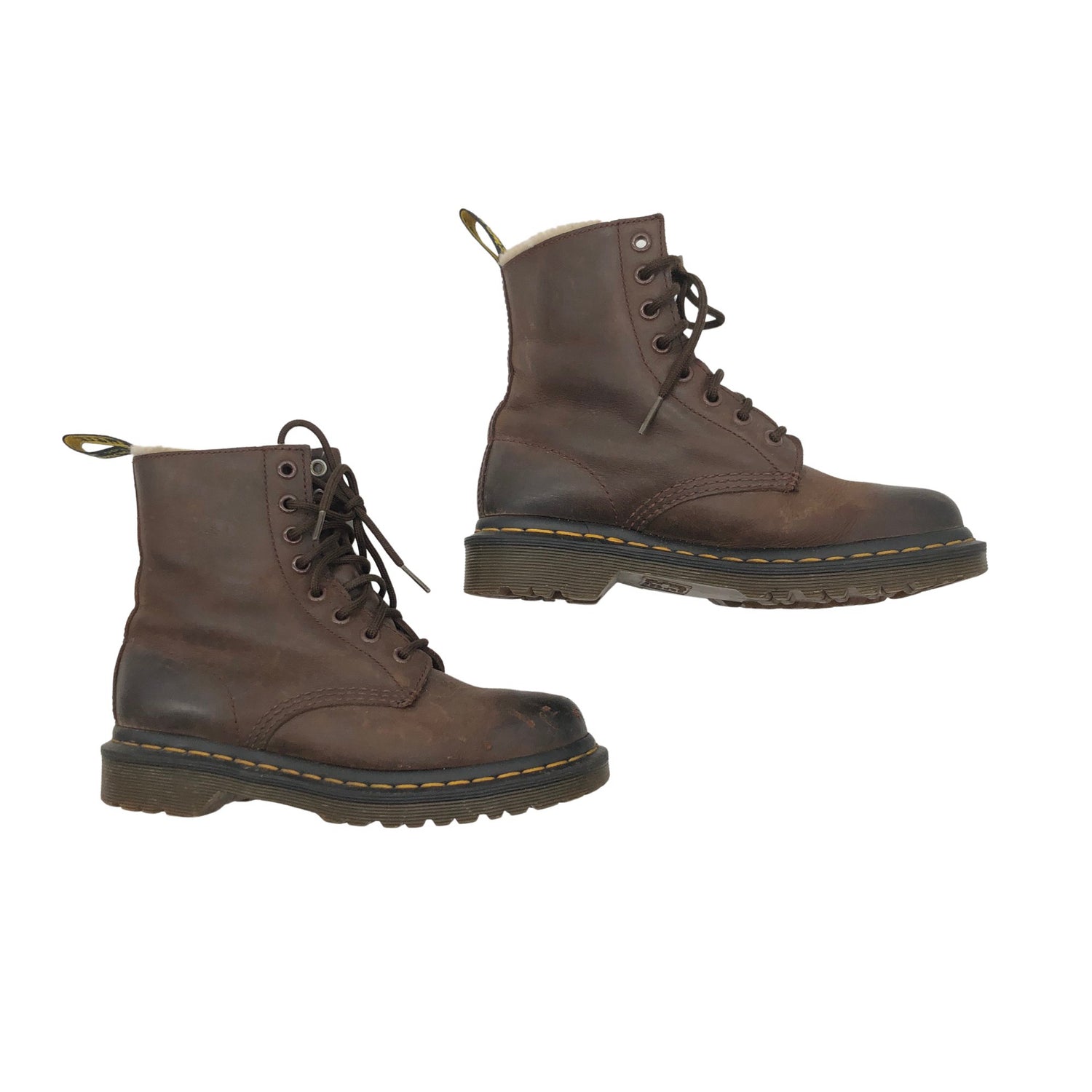  Maiharit  Maiharit, koko 36  Dr. Martens 