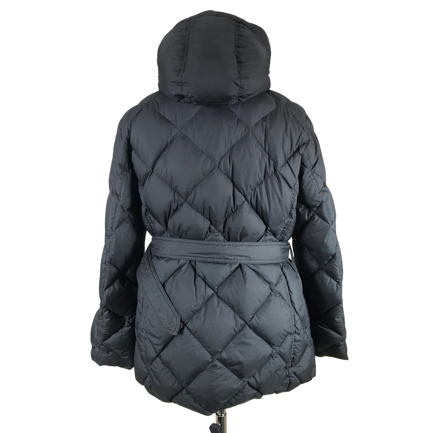  Untuvatakki  Untuvatakki, koko 42  Burberry 