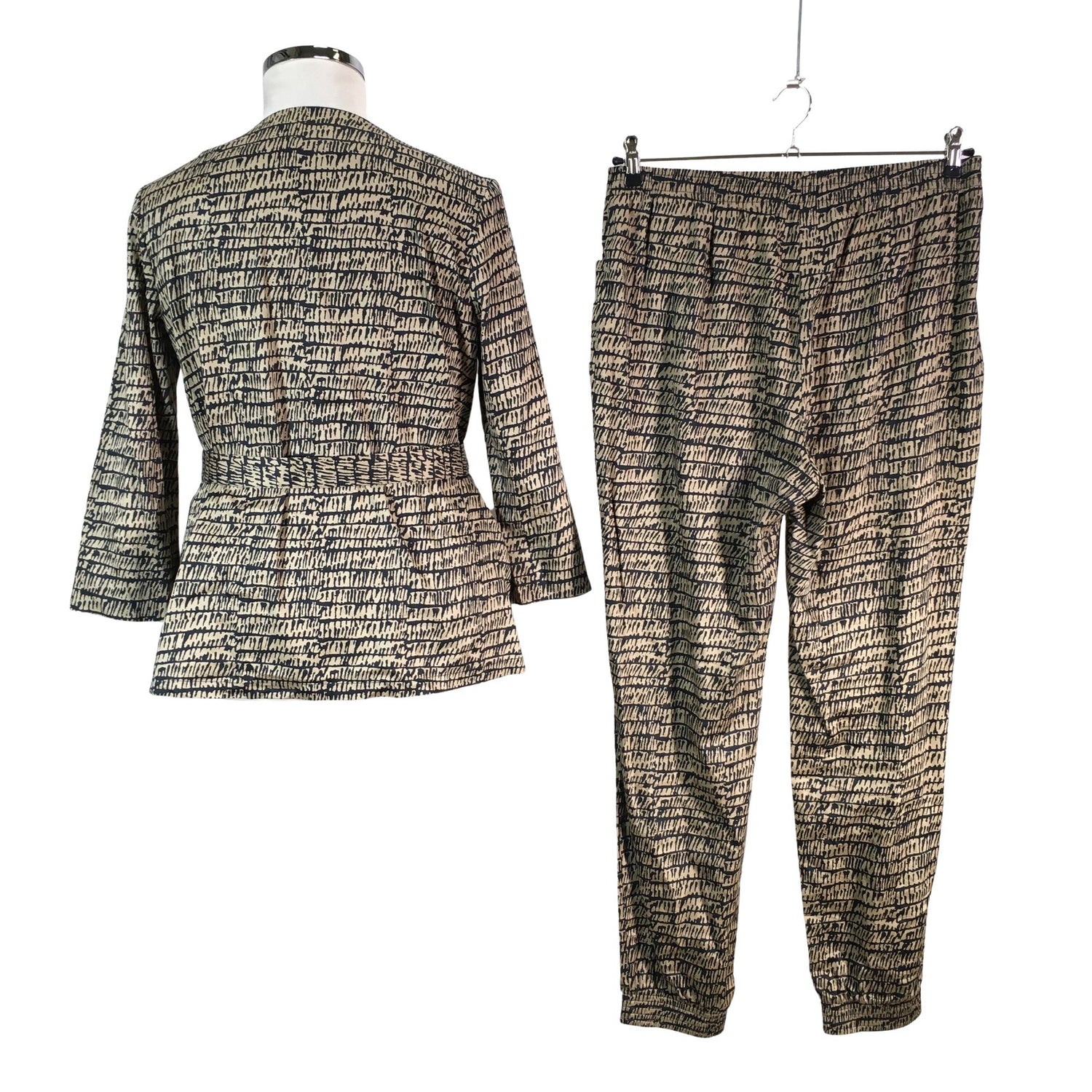  Paita  Pusero, koko 42  Marimekko 