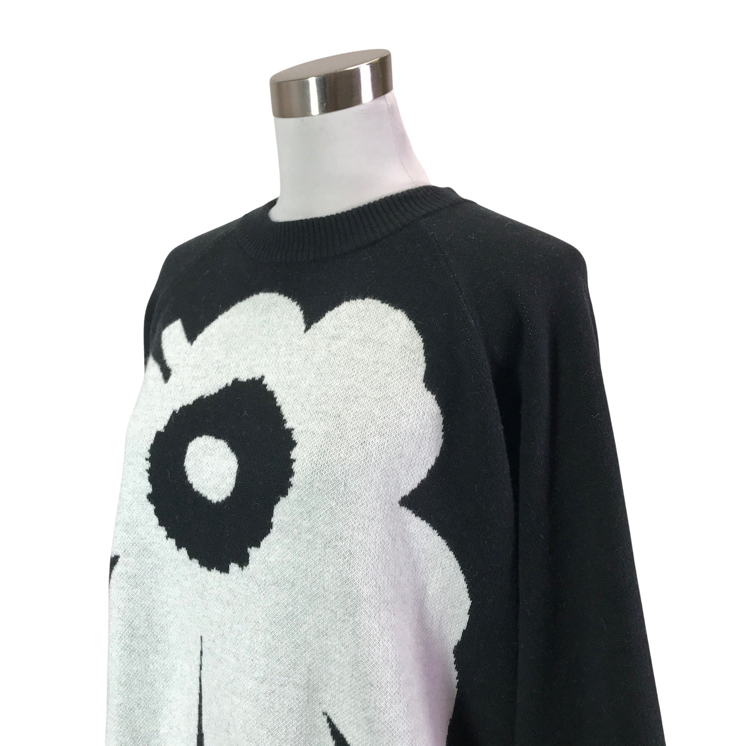  Neulepaita  Neulepaita, koko 38  Marimekko 
