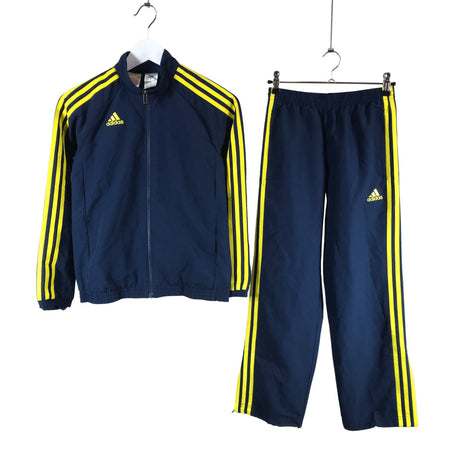 Unisex Adidas - Urheiluasu, koko 134 - 140 -  ()