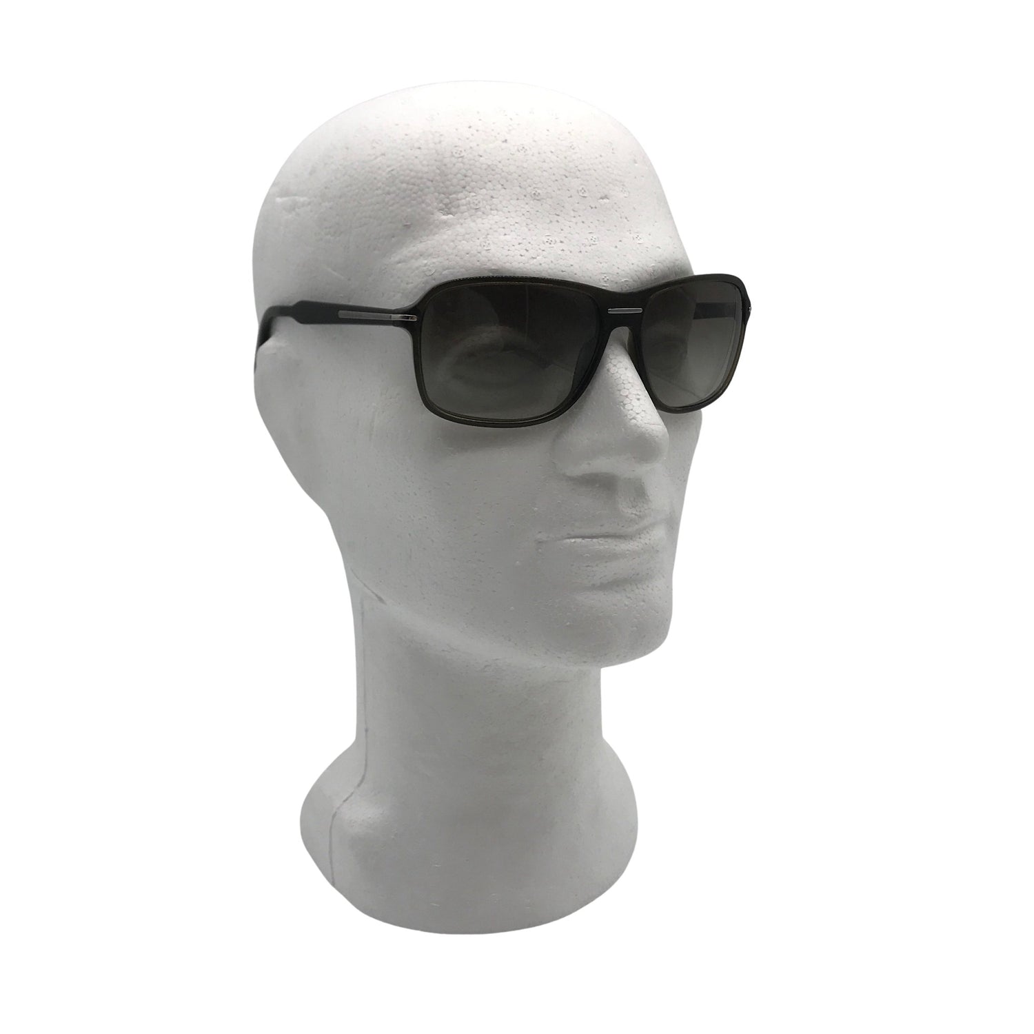 Aurinkolasit, koko Ei kokoa