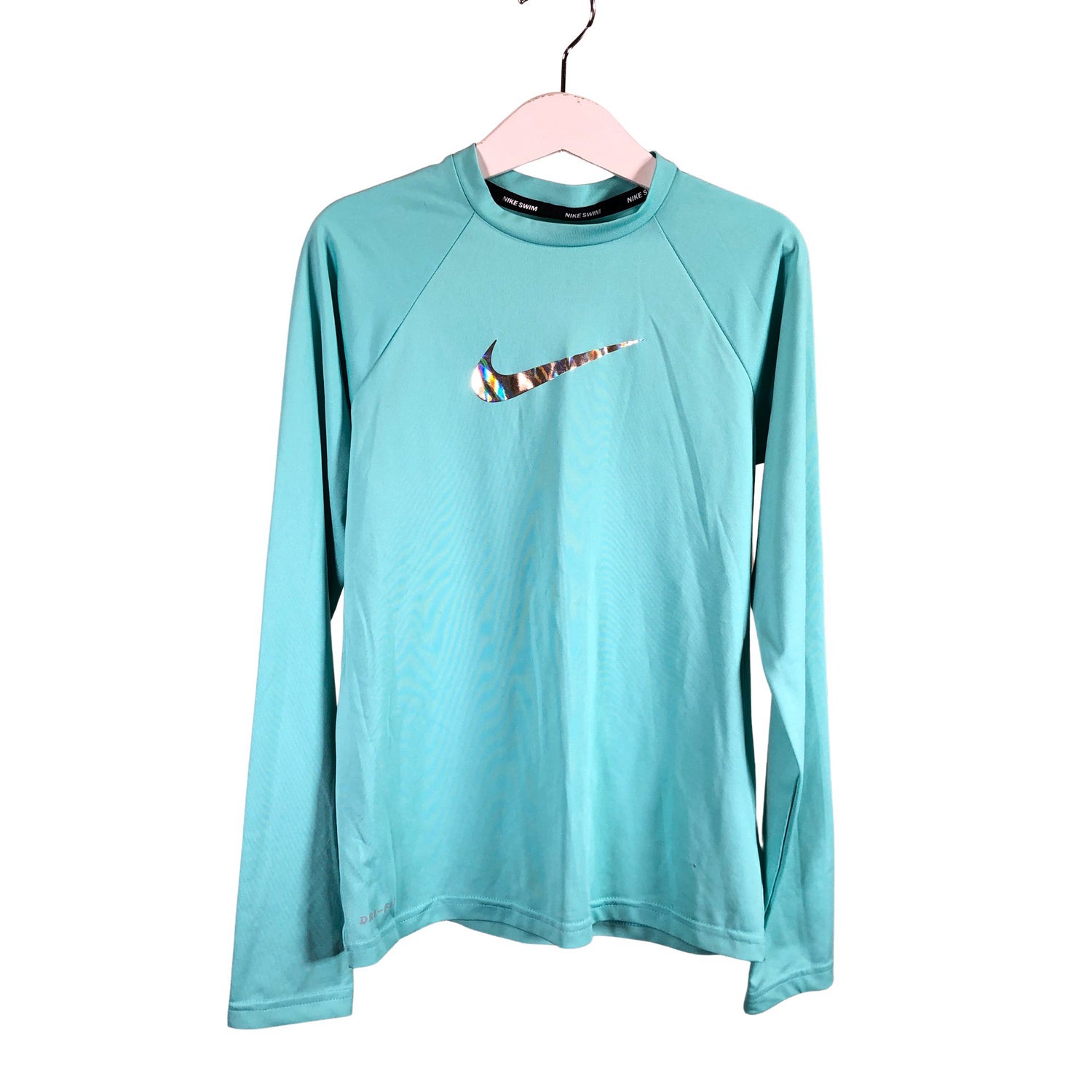  Uima-asu  Uimapaita, koko 140 - 146  Nike 