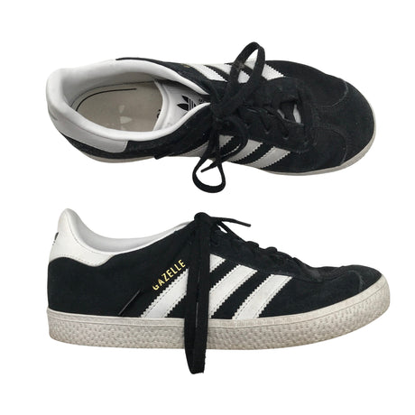 Unisex Adidas - Tennarit, koko 35 -  ()