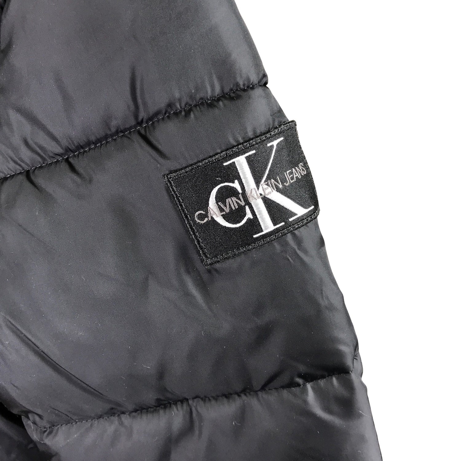  Toppatakki  Toppatakki, koko 146 - 152  Calvin Klein 