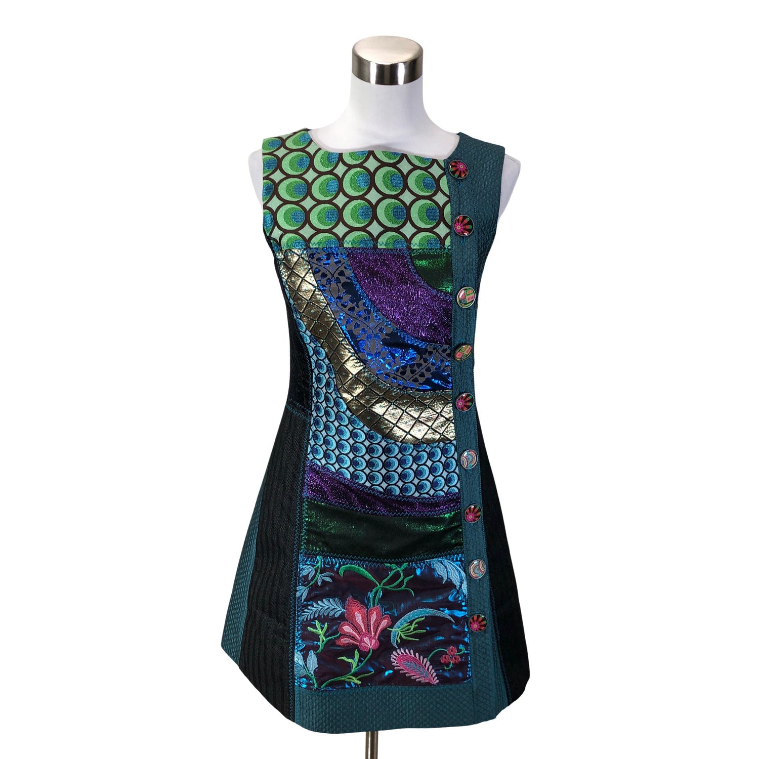  Juhlamekko  Juhlamekko, koko 38  Desigual 