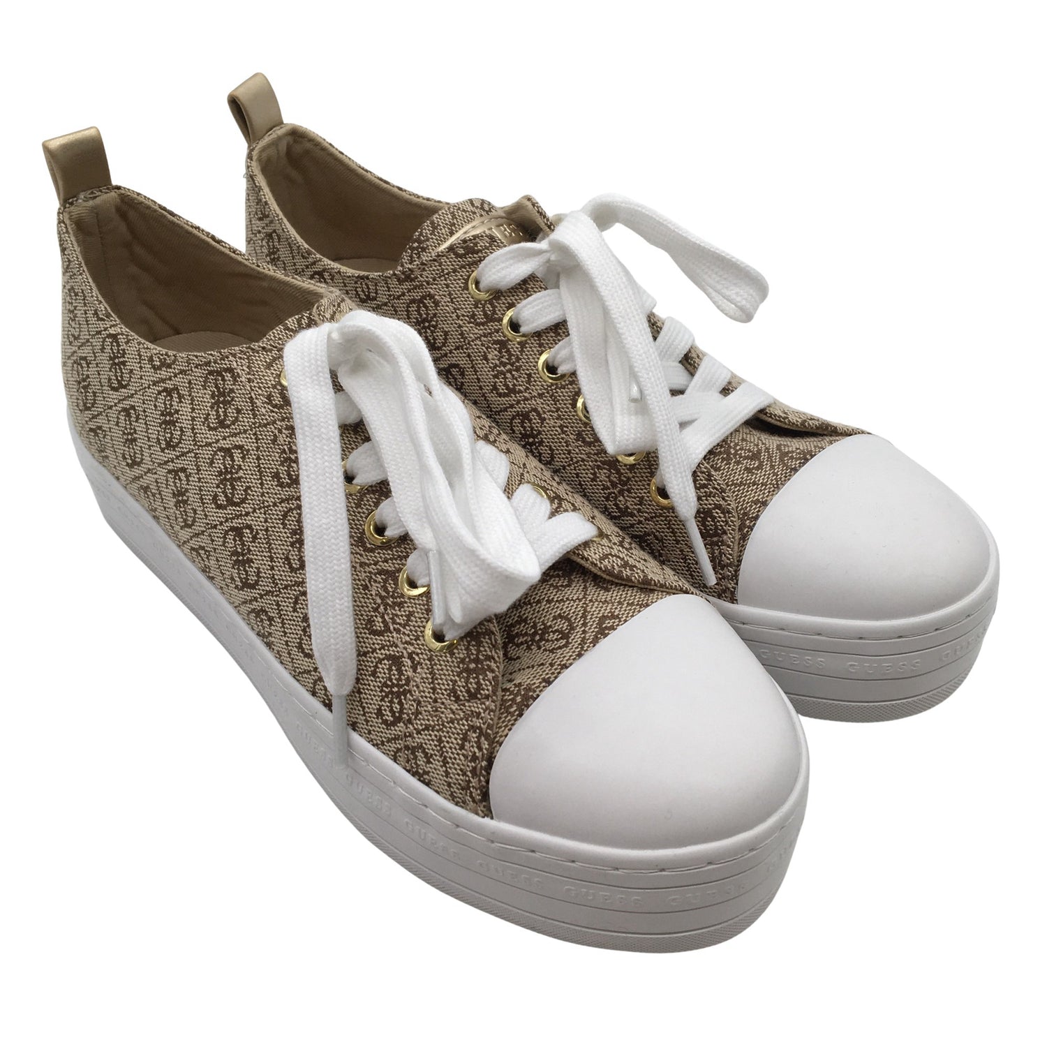  Tennarit  Tennarit, koko 39  Guess 
