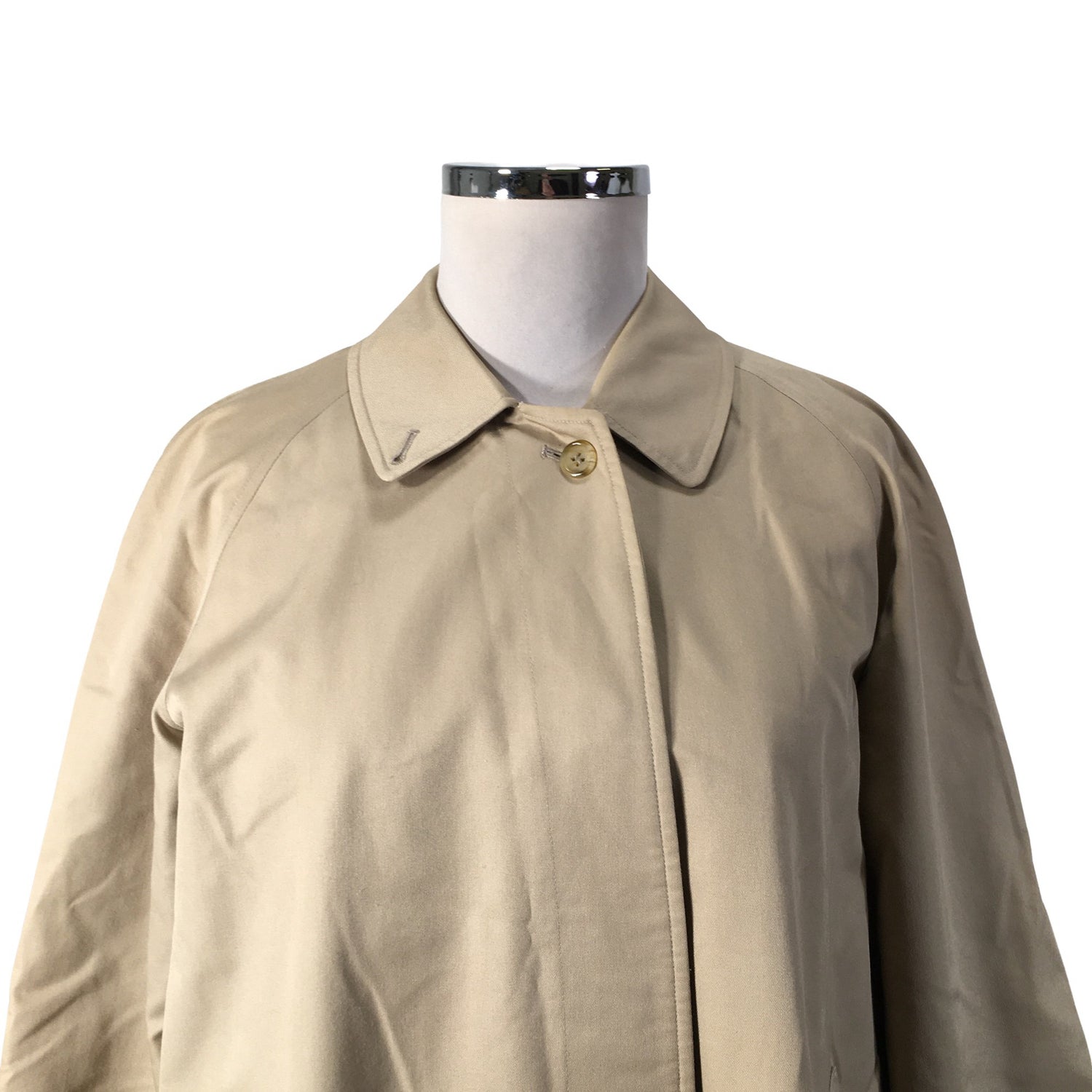  Välikausitakki  Trenssitakki, koko 42  Burberry 