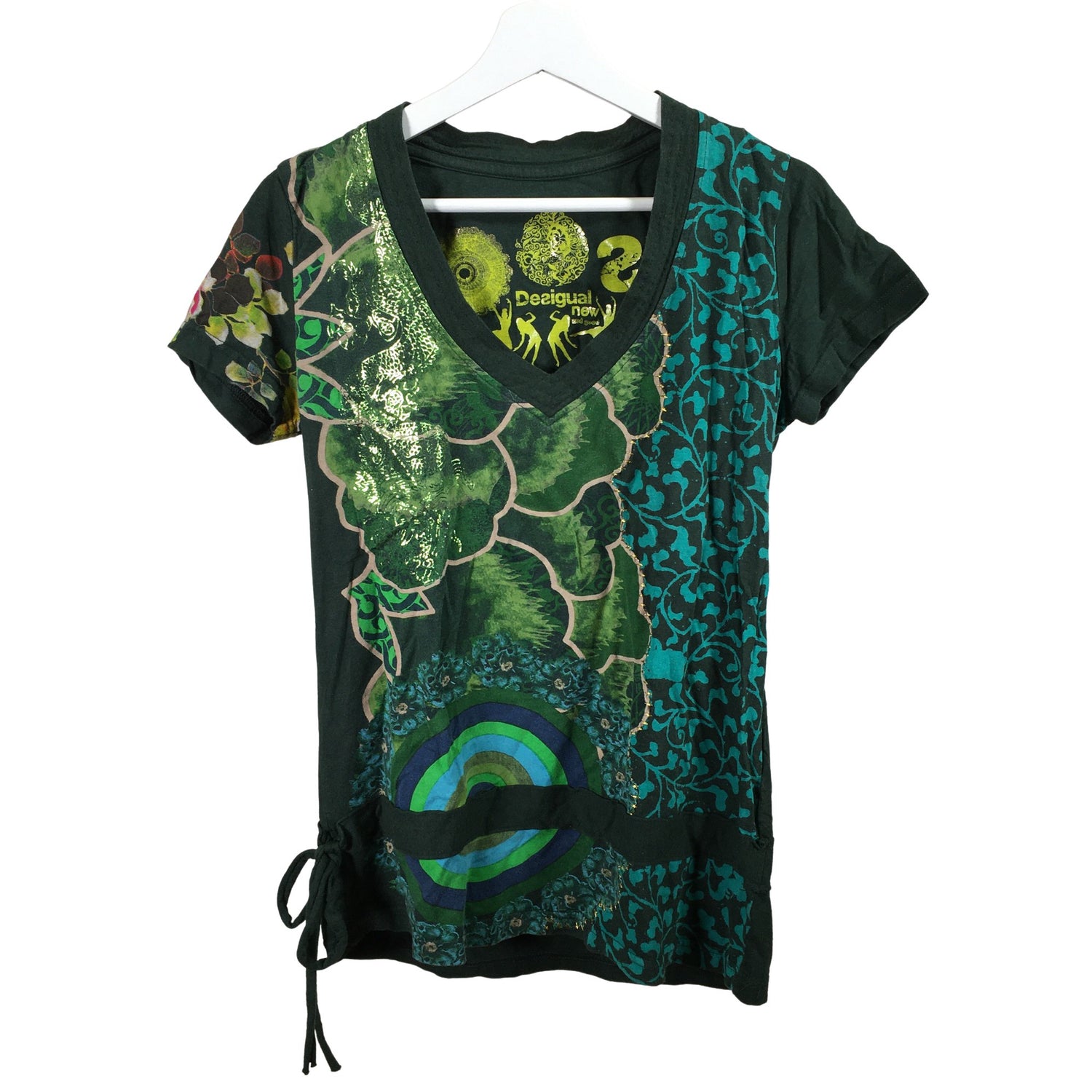  T-paita  T-paita, koko 42  Desigual 