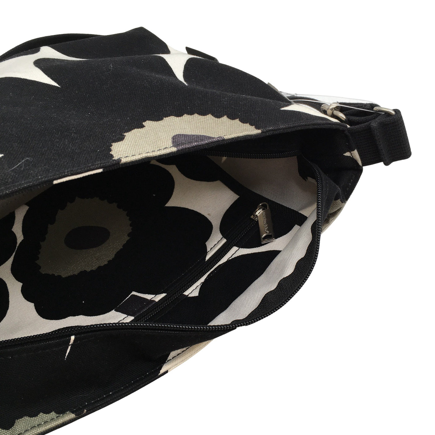 Käsilaukku, koko Midi