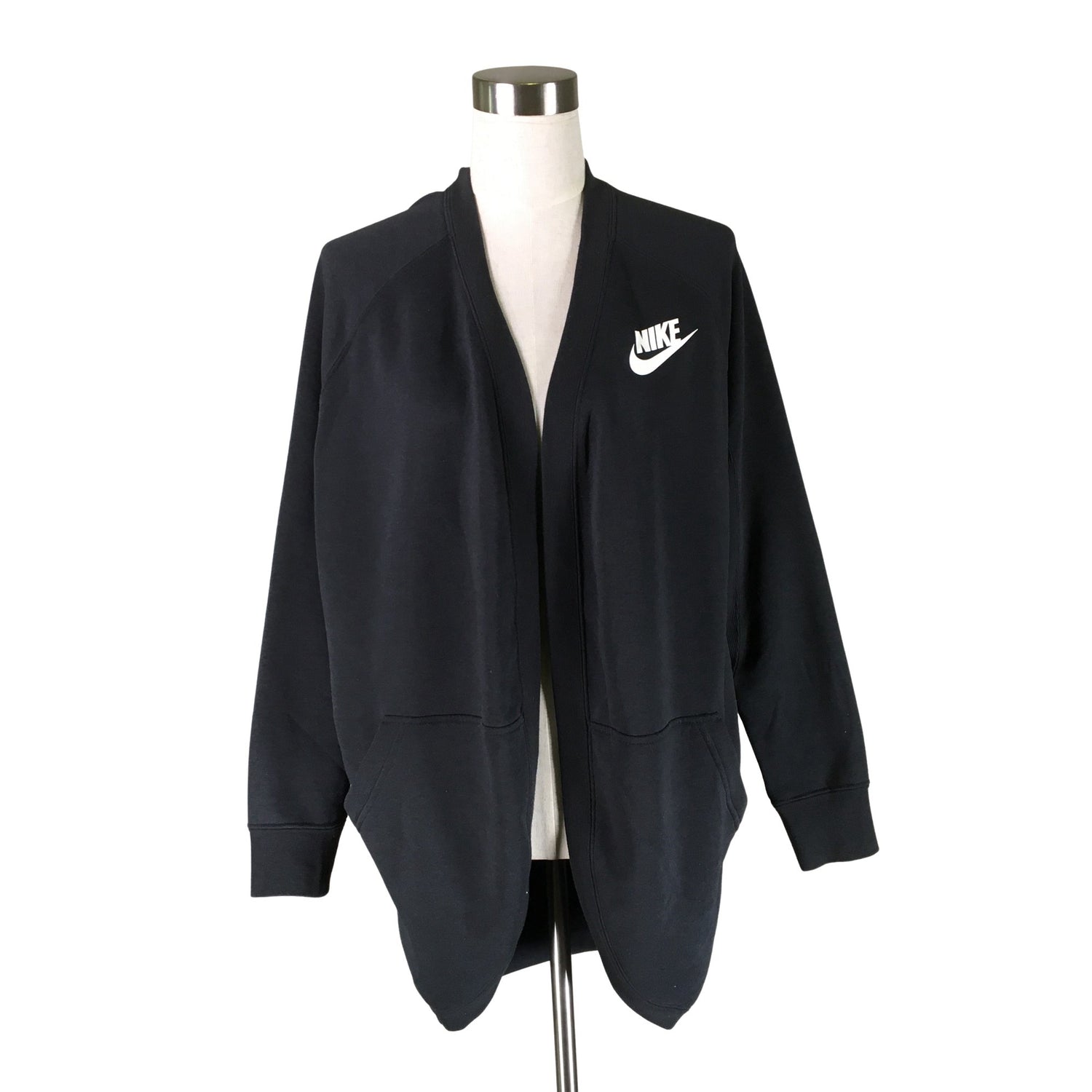  Urheilutakki  Urheilutakki, koko 36  Nike 