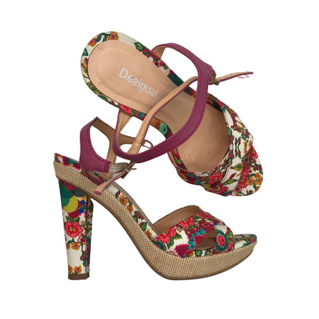 Unisex Desigual - Korolliset sandaalit, koko 38 -  ()