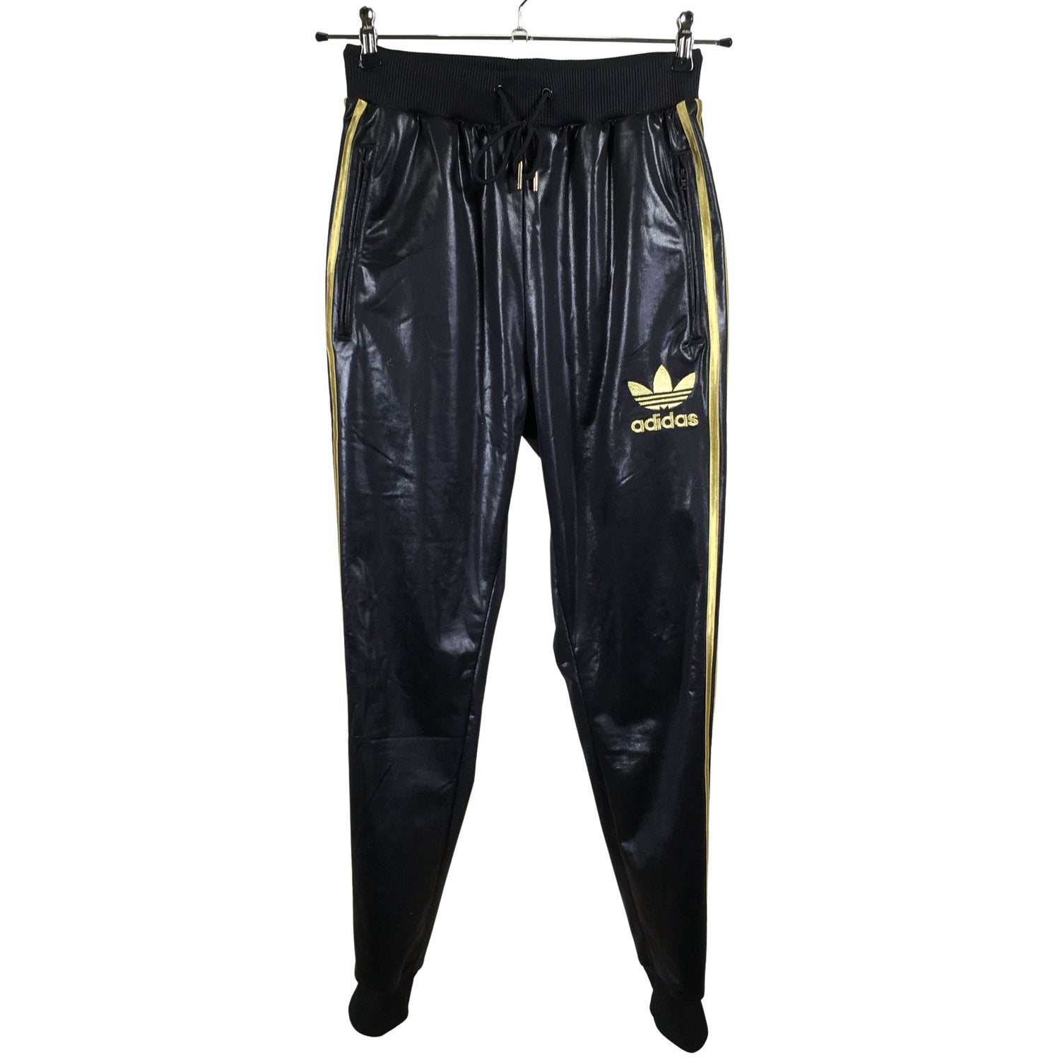  Urheiluhousut  Verryttelyhousut, koko S  Adidas 