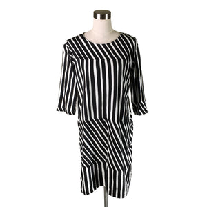 Unisex Marimekko - Trikoomekko, koko 40 -  (1)