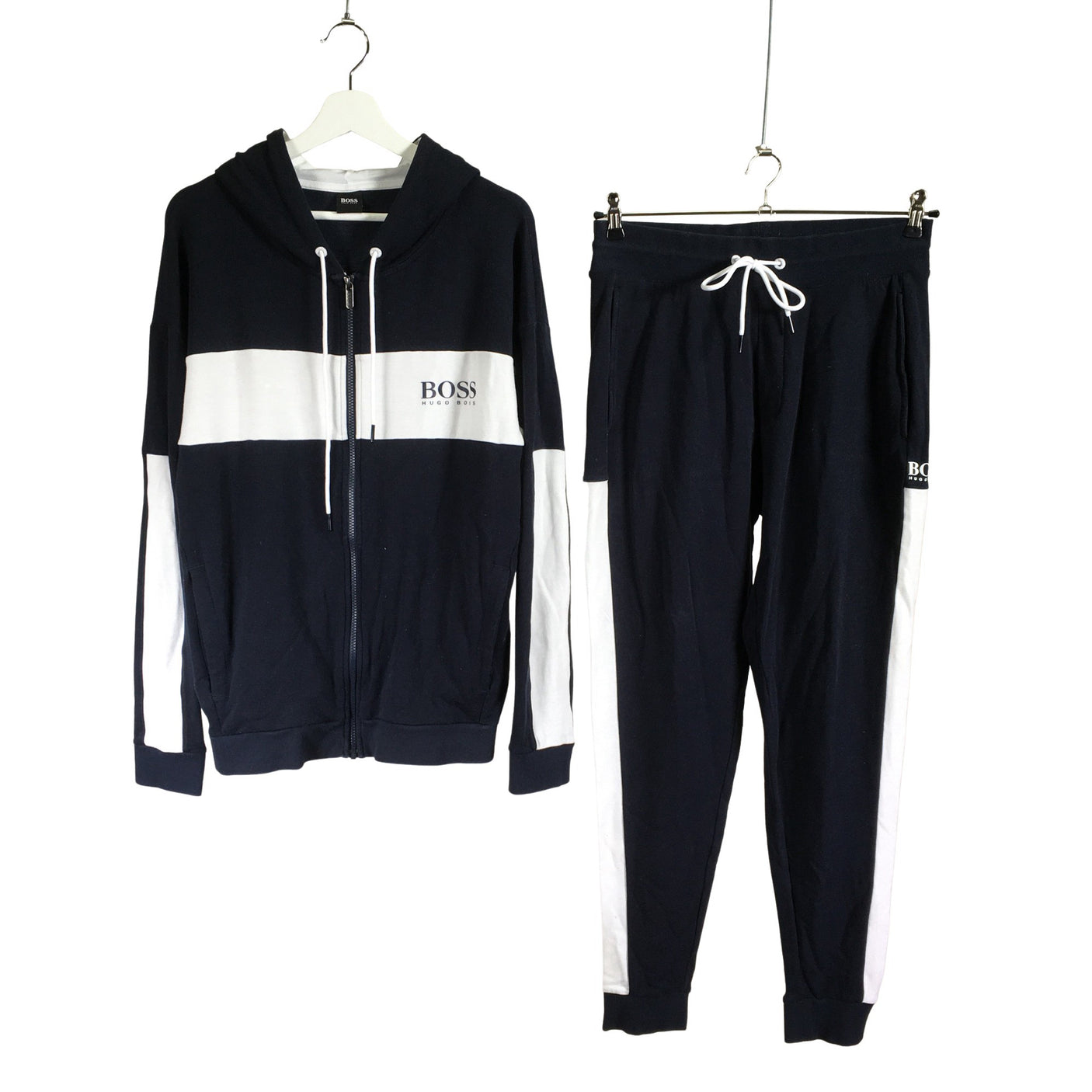 Unisex Hugo Boss - Collegeasu, koko M -  (1)