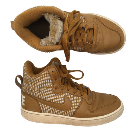 Unisex Nike - Talvikengät, koko 37 -  ()