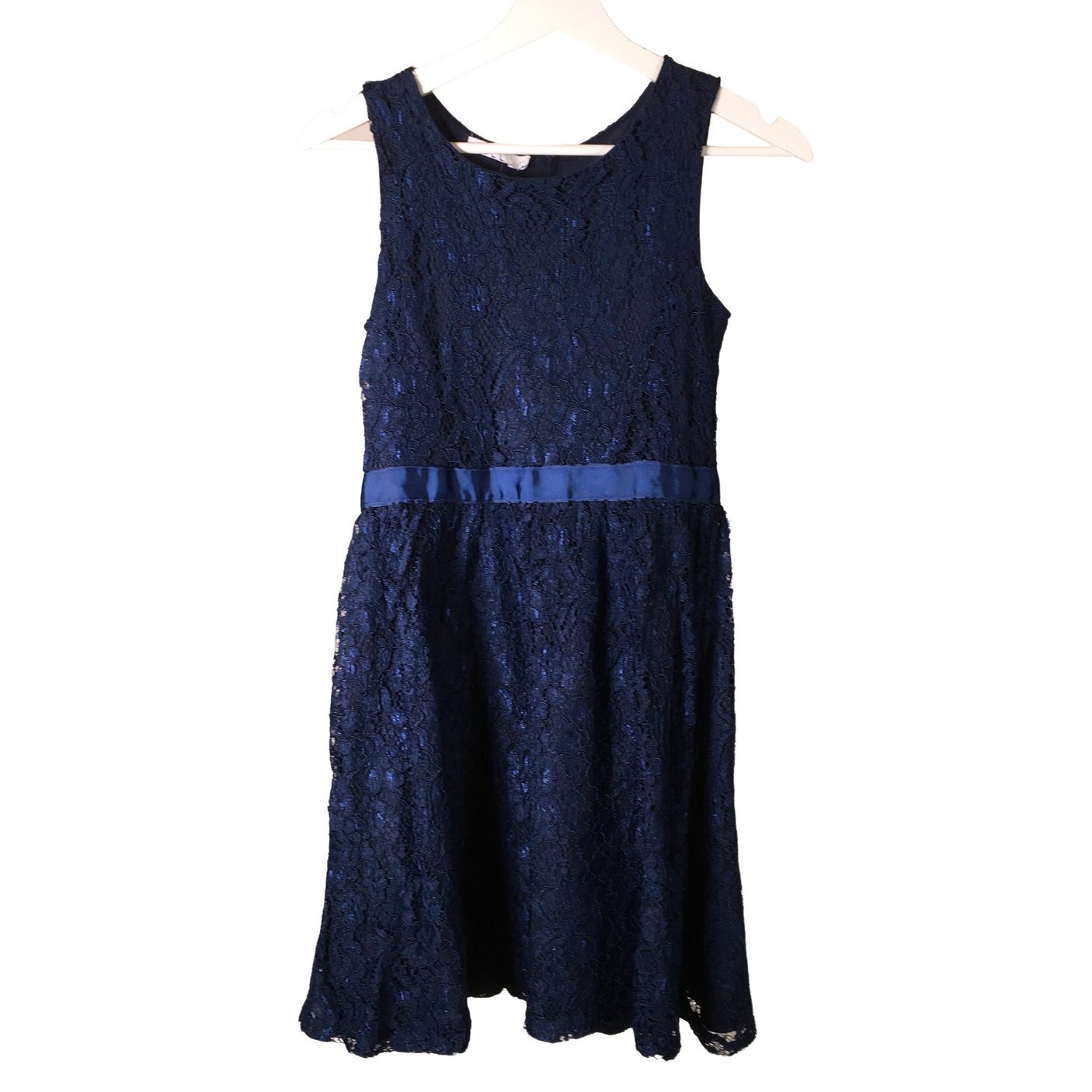 Juhlamekko, koko 158 - 164