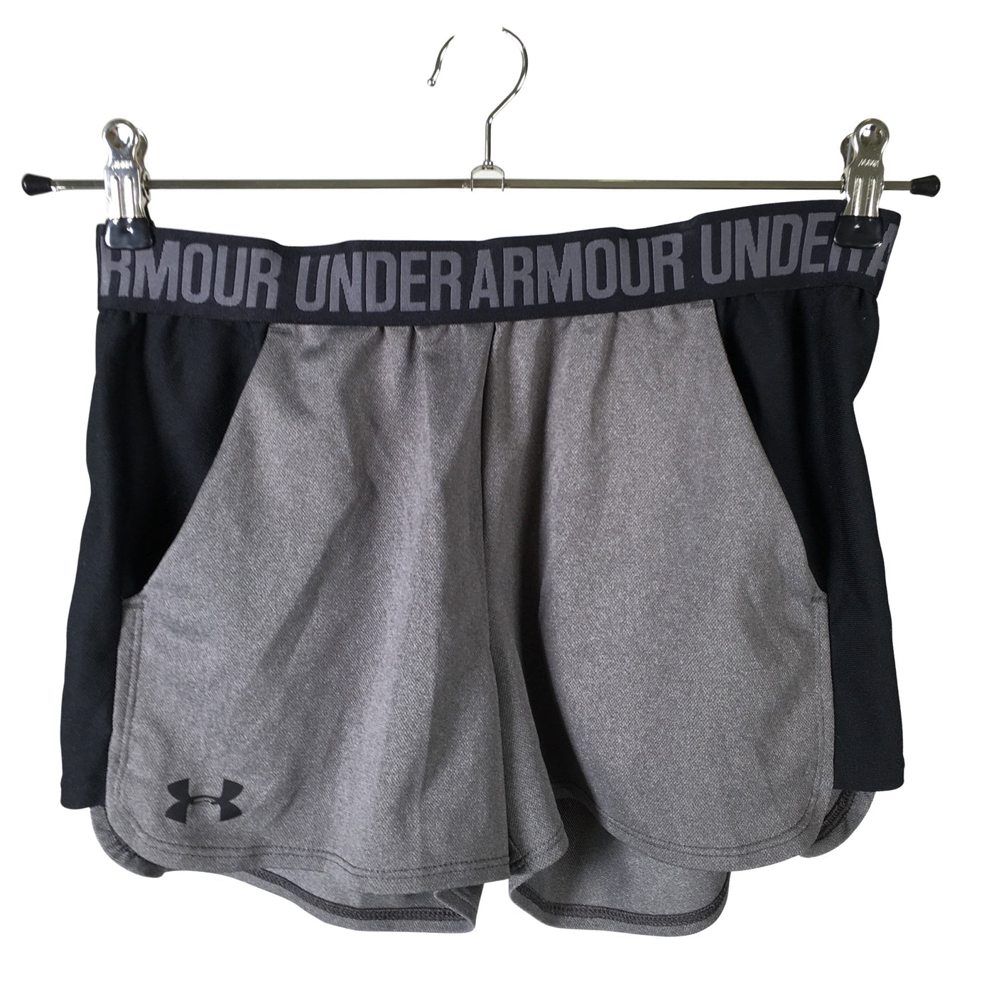 Unisex Under Armour - Urheilushortsit, koko 34 -  (1)