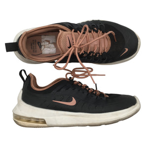 Unisex Nike - Lenkkarit, koko 39 -  (1)