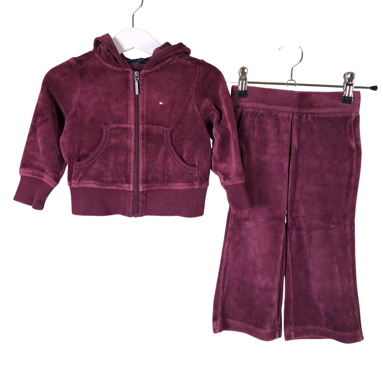 Collegeasu, koko 86 - 92