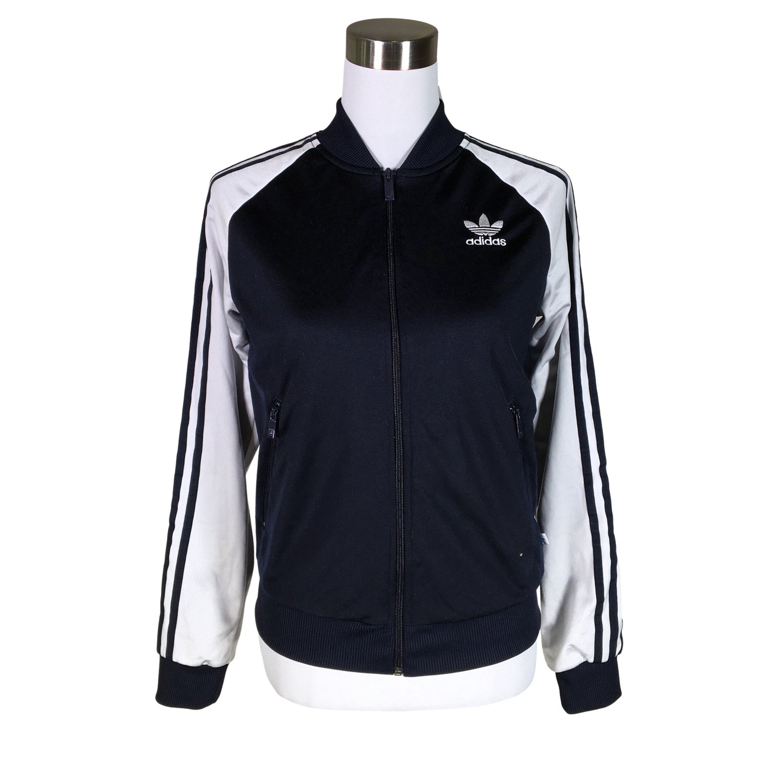  Urheilutakki  Verryttelytakki, koko 36  Adidas 