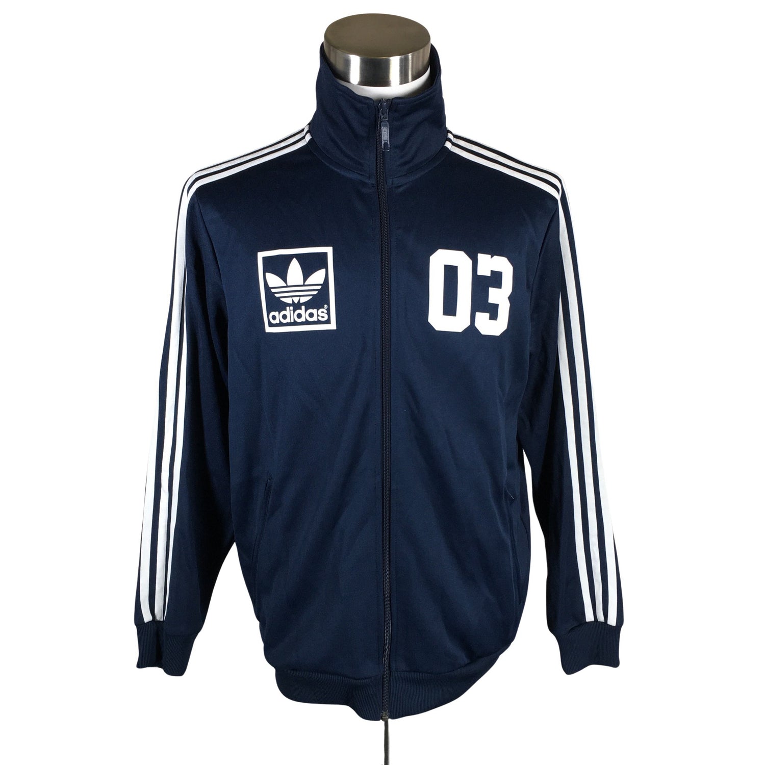  Urheilutakki  Verryttelytakki, koko L  Adidas 
