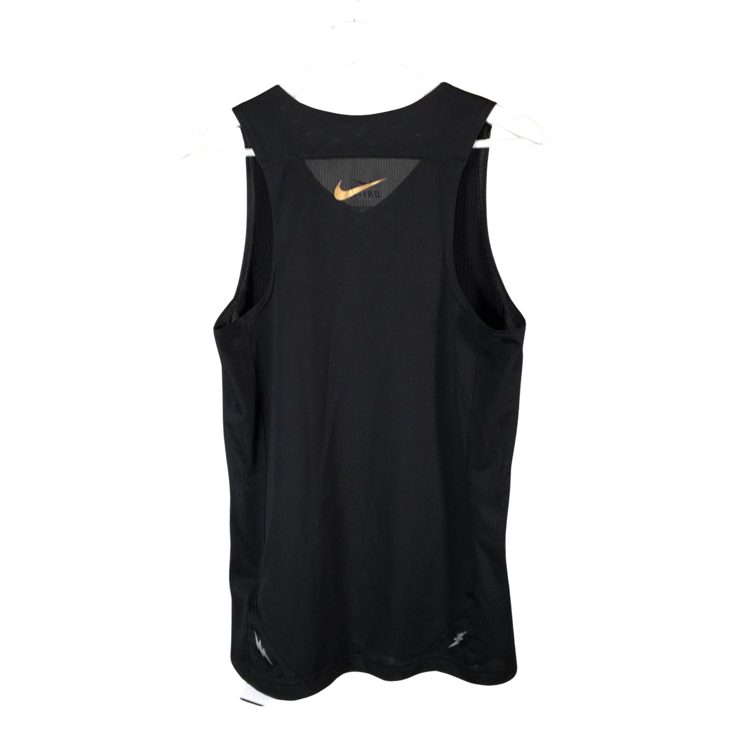  Urheilutoppi  Urheilutoppi, koko 36  Nike 