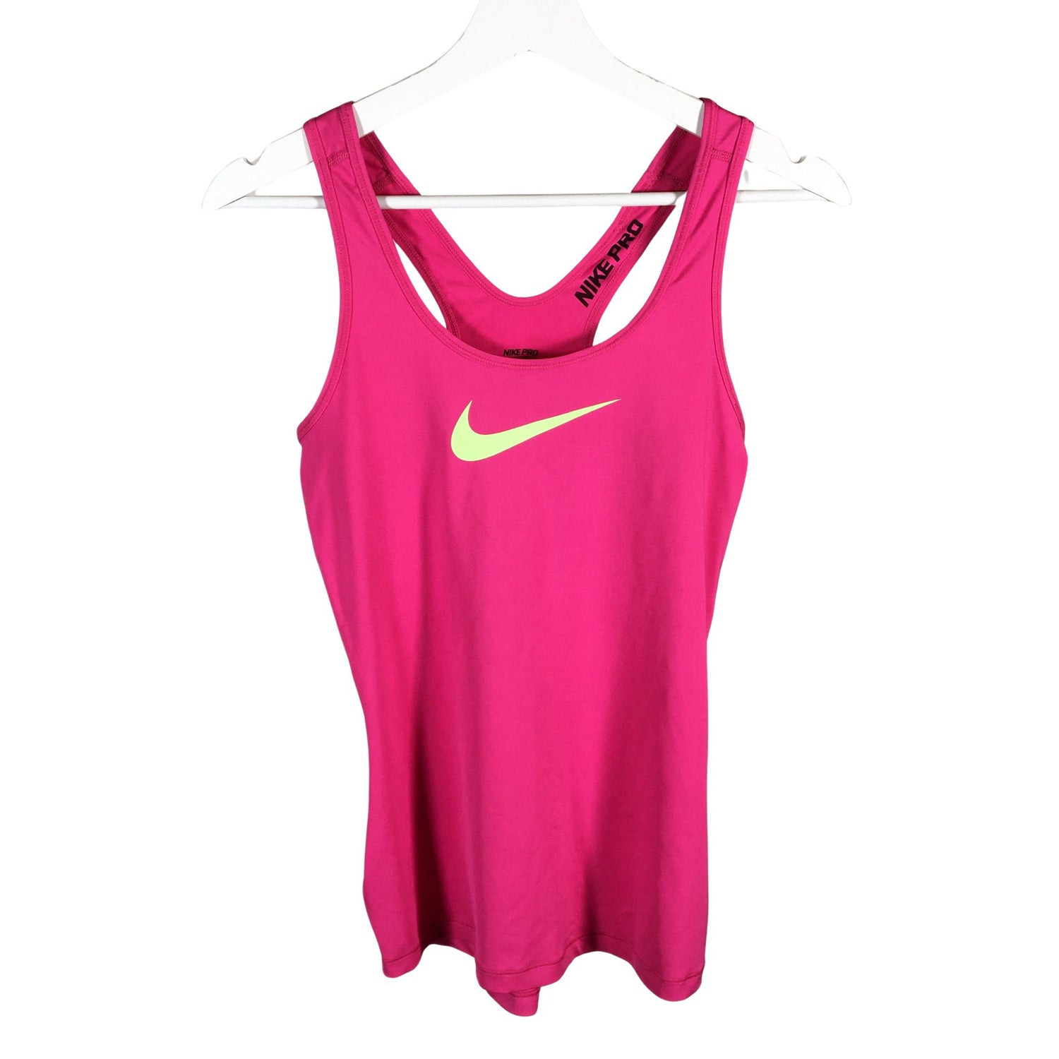  Urheilutoppi  Urheilutoppi, koko 36  Nike 