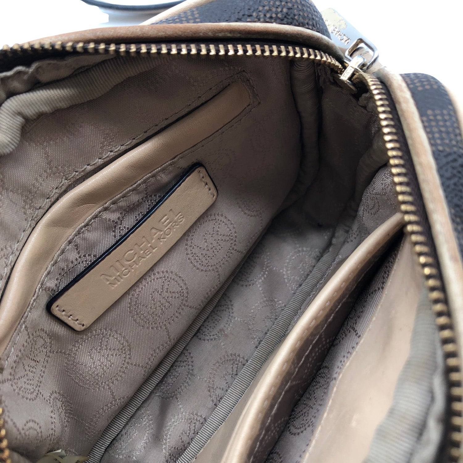  Olkalaukku  Olkalaukku, koko Mini  Michael Kors 