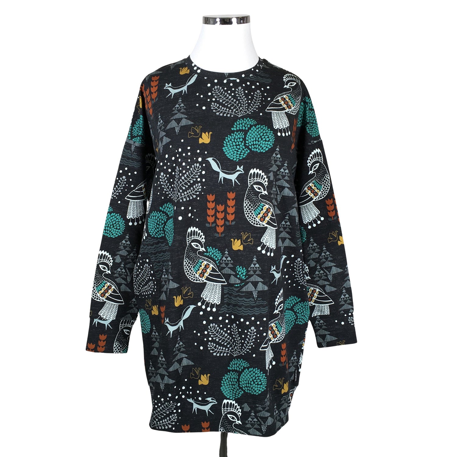  Mekko  Collegemekko, koko 42  Versonpuoti 