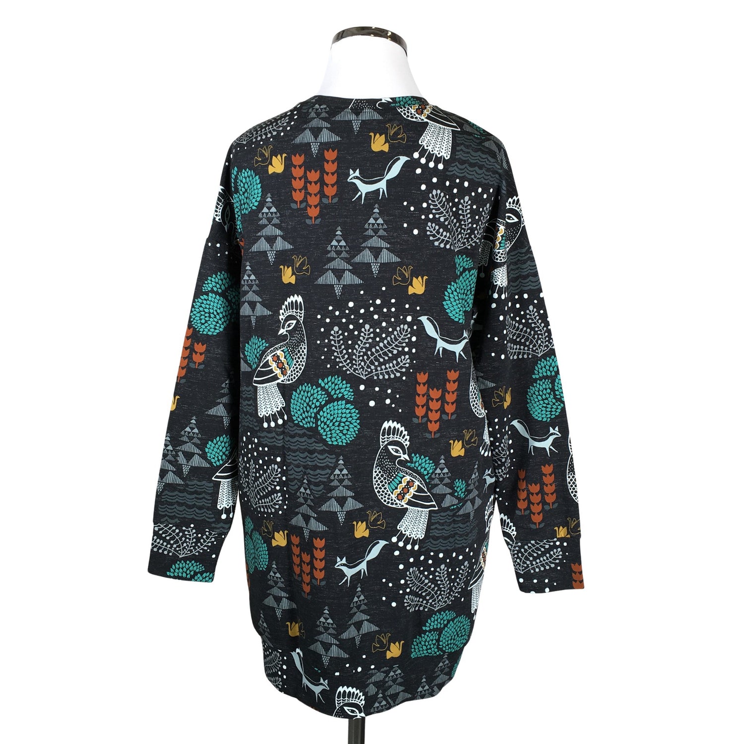  Mekko  Collegemekko, koko 42  Versonpuoti 