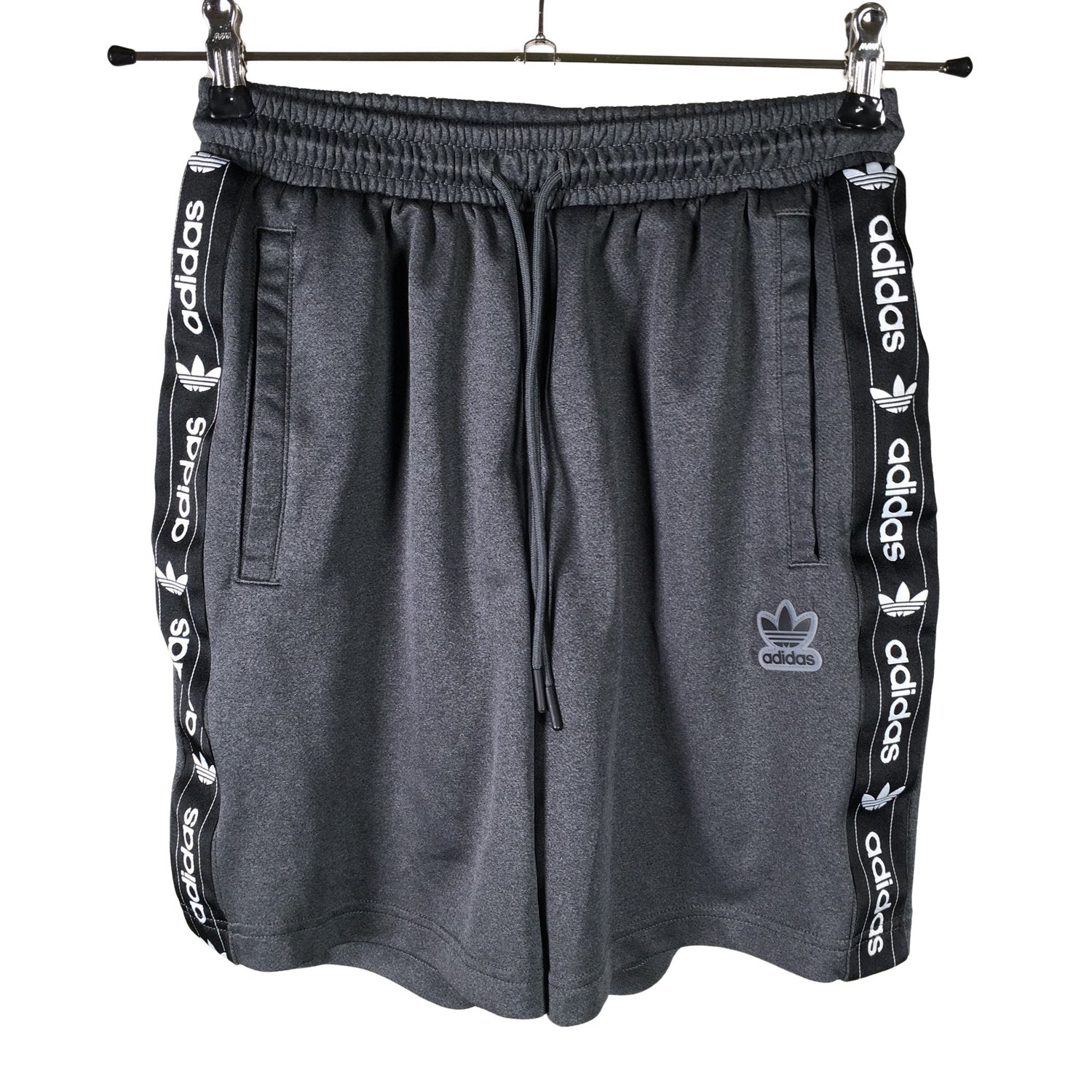  Urheilushortsit  Urheilushortsit, koko XS  Adidas 