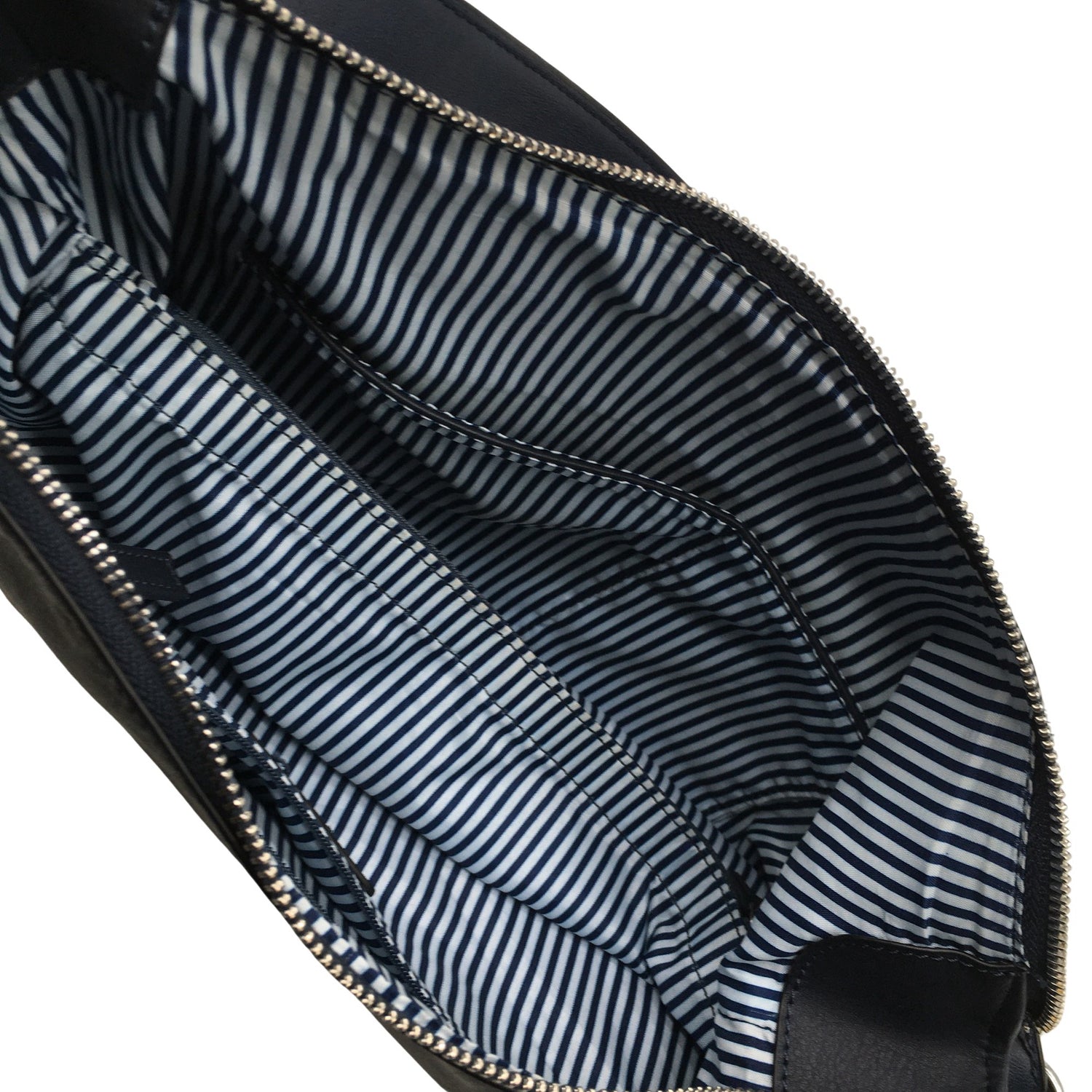 Käsilaukku, koko Midi