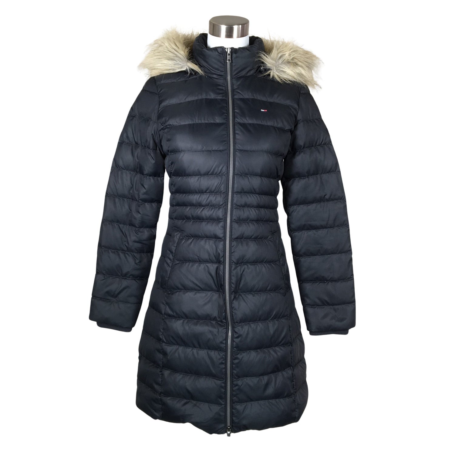  Untuvatakki  Untuvatakki, koko 36  Tommy Hilfiger 