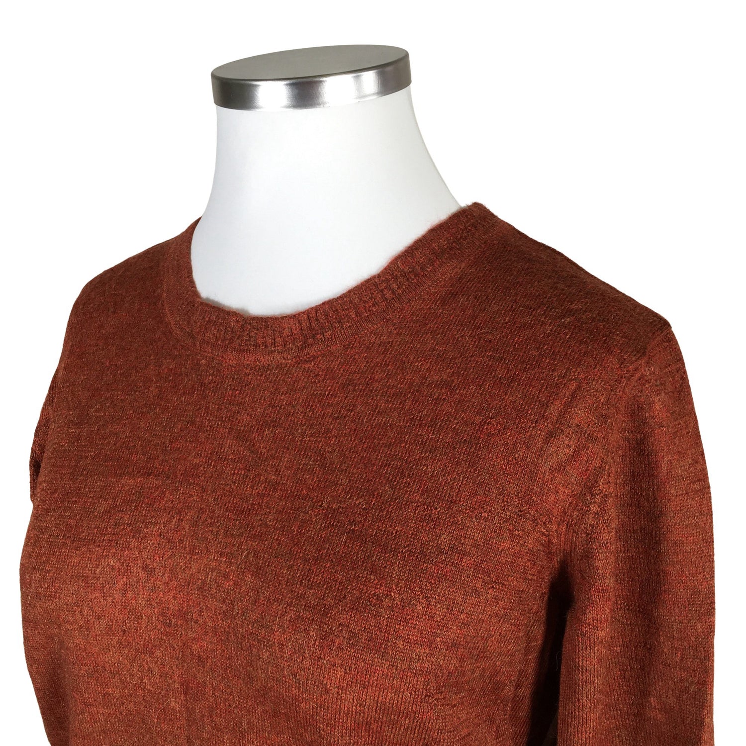  Neulepaita  Neulepaita, koko 42  Alpa 