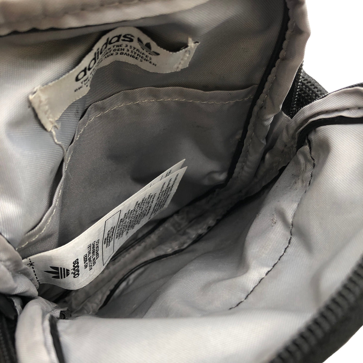 Unisex Adidas - Olkalaukku, koko Mini -  (2)