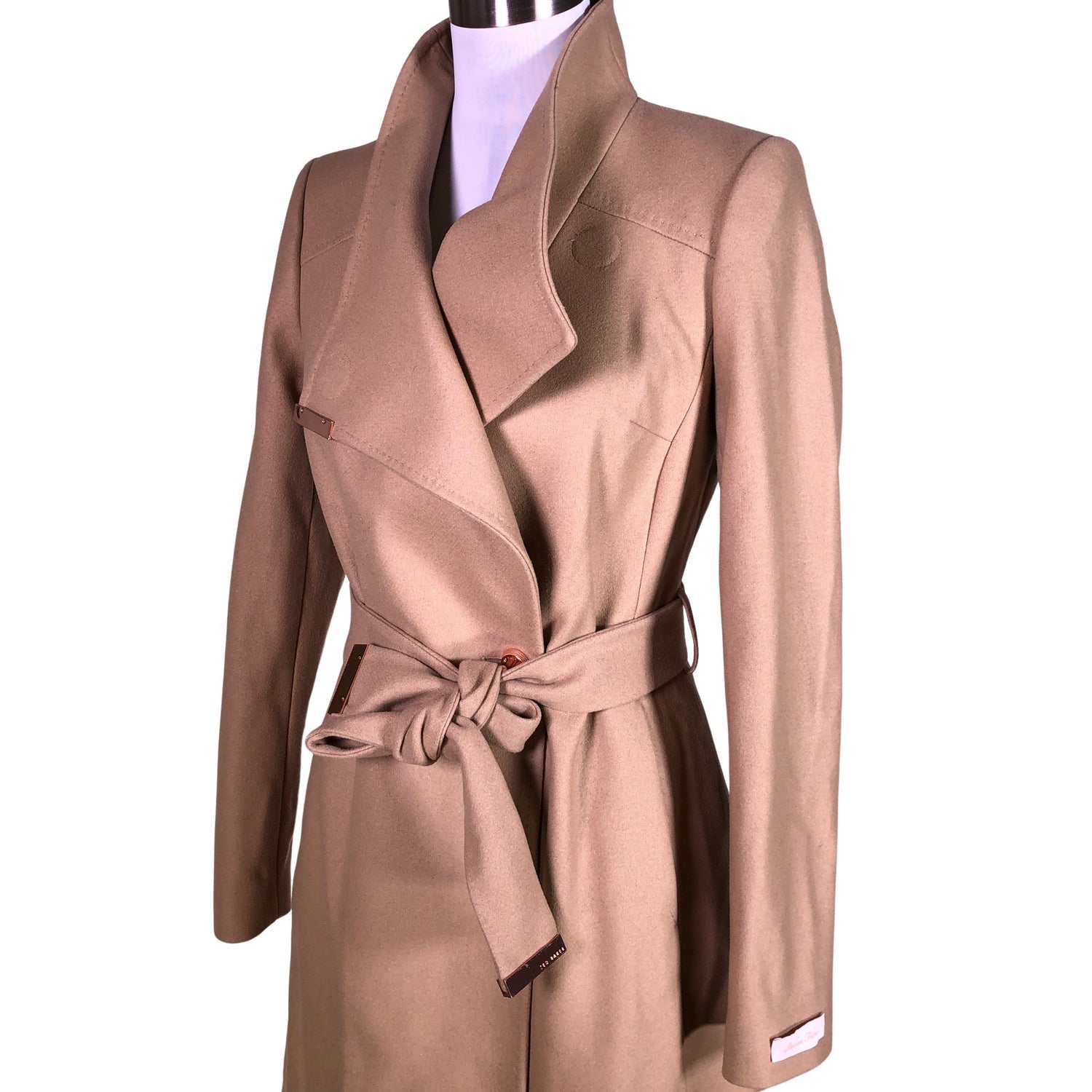 Villakangastakki  Villakangastakki, koko 34  Ted Baker 