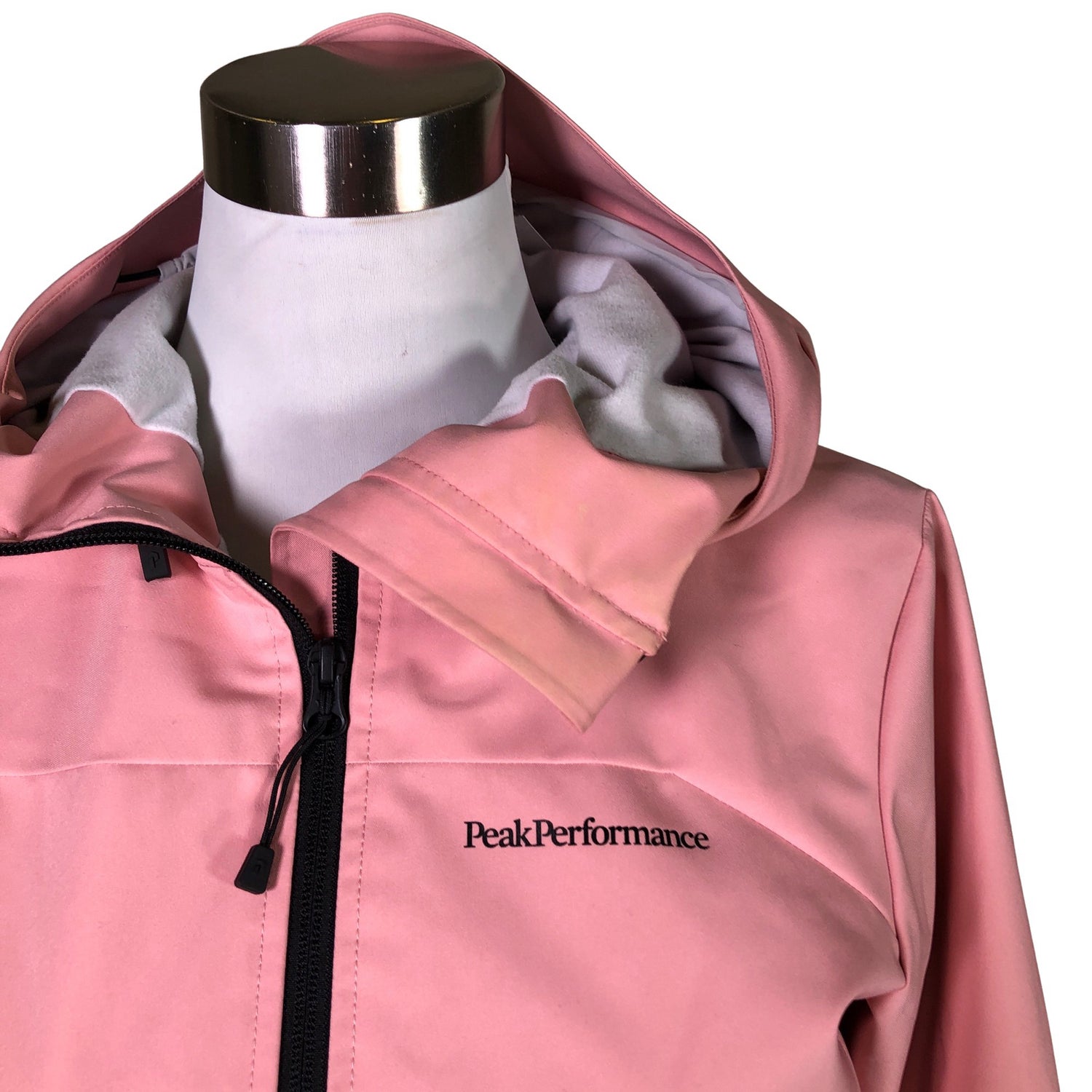  Välikausitakki  Softshell-takki, koko 36  Peak Performance 