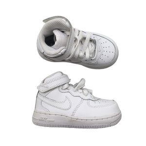 Unisex Nike - Lenkkarit, koko 22 -  (1)