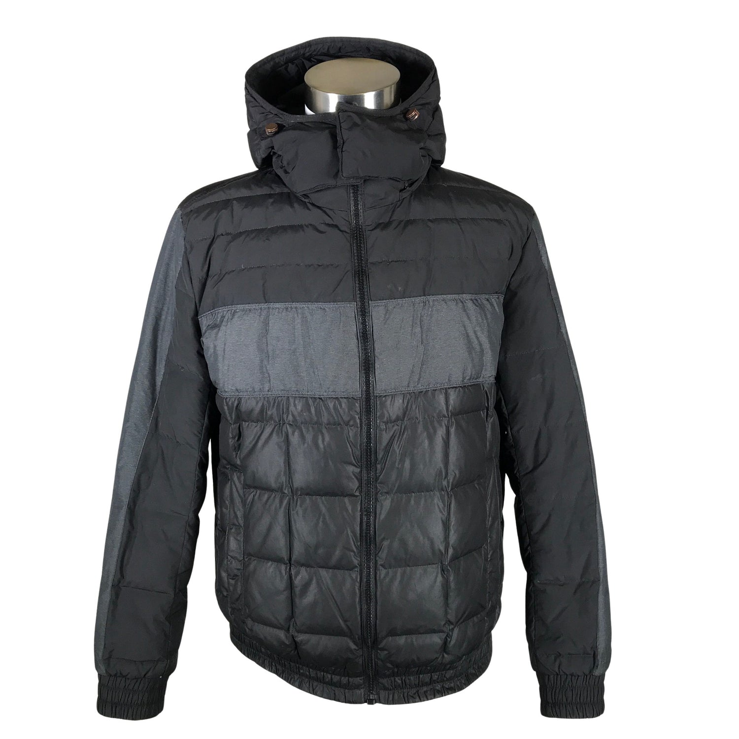  Toppatakki  Toppatakki, koko XL  Hugo Boss 