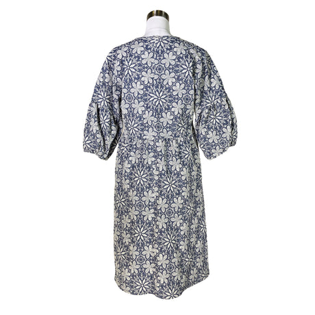 Unisex Kuusama - Juhlamekko, koko 40 -  (2)